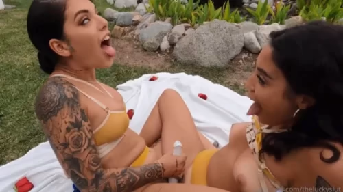 Gina Valentina - Pussy Eating With Butt Plug In The Garden | Leaked Video
