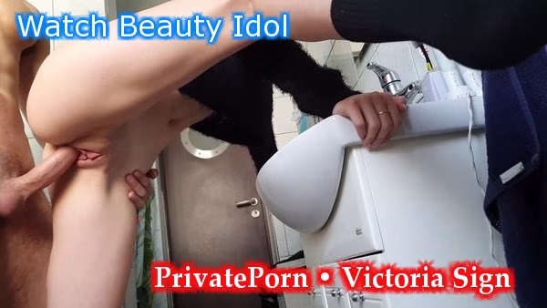 Victoria Sign - Intense fucking in the bathroom | Leaked Video